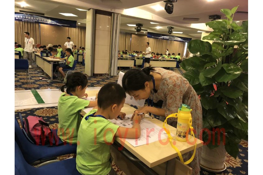 小手拼出大世界 智能创建新未来